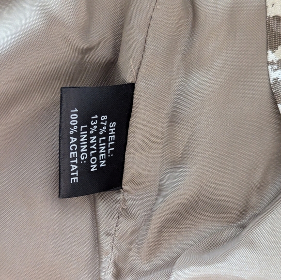 Hilton Hollis Pleated Skirt - Picture 6 of 7